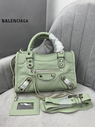Zivas Charm Refined Everyday Style Statement Handbag (Refined Practical Design) – Front View