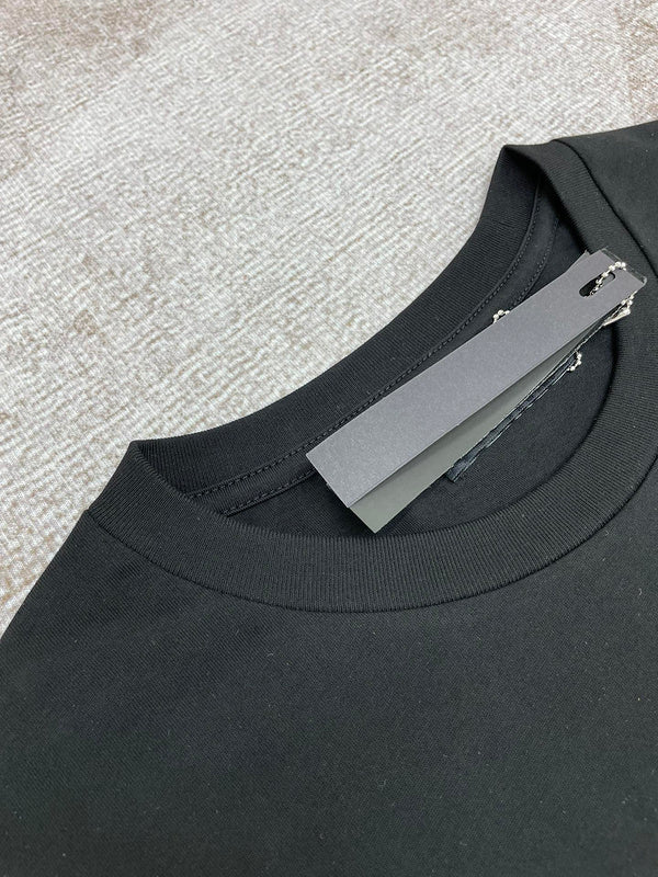 Styling view of Amiri luxury piece style No.186