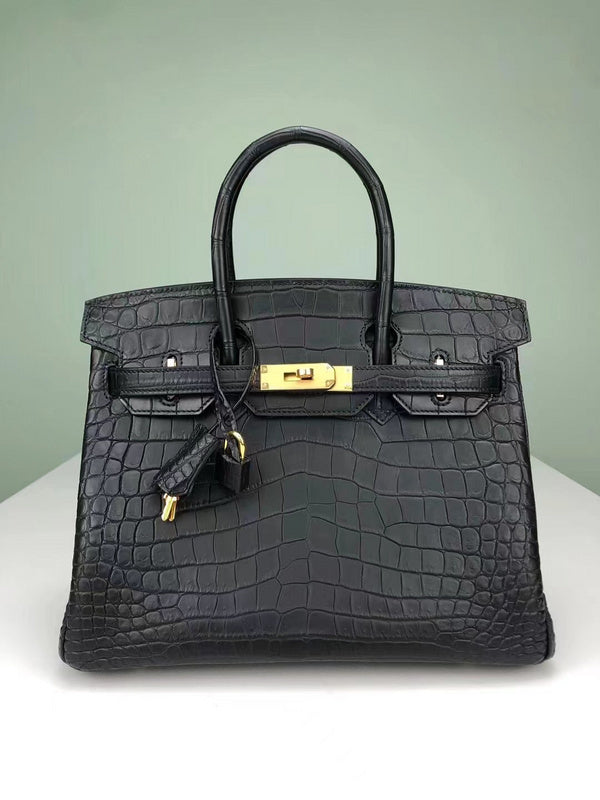 Interior view of streamlined premium bag