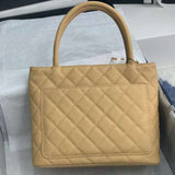 Zivas Charm Versatile Design Luxury Handbag (Polished Everyday Piece) – Detail View