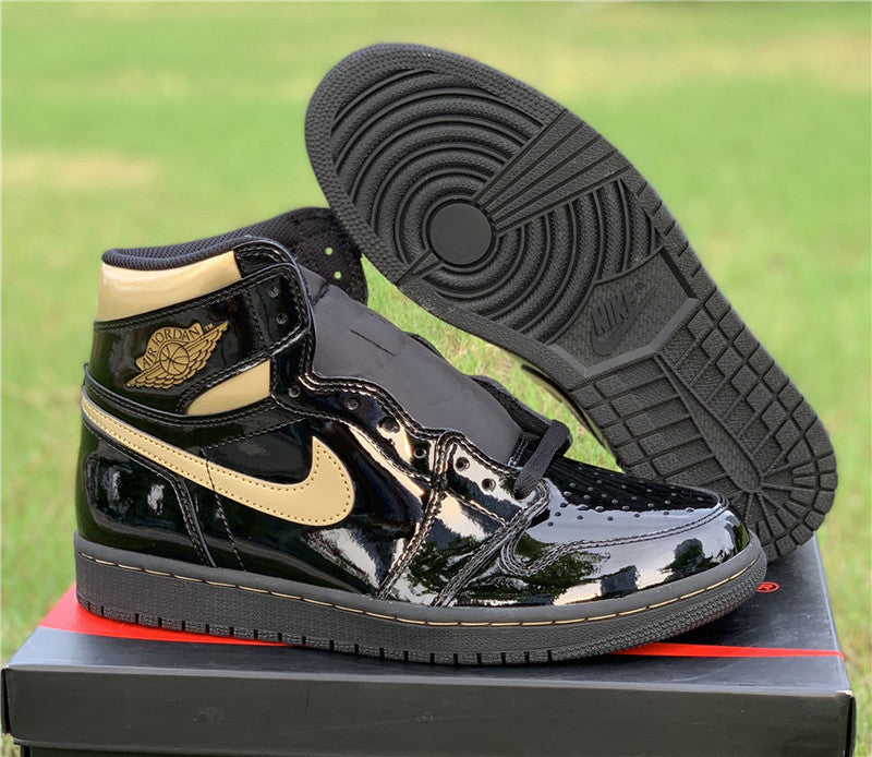 Nike Men's & Women's Designer Street Sneakers — Style 122 detail view