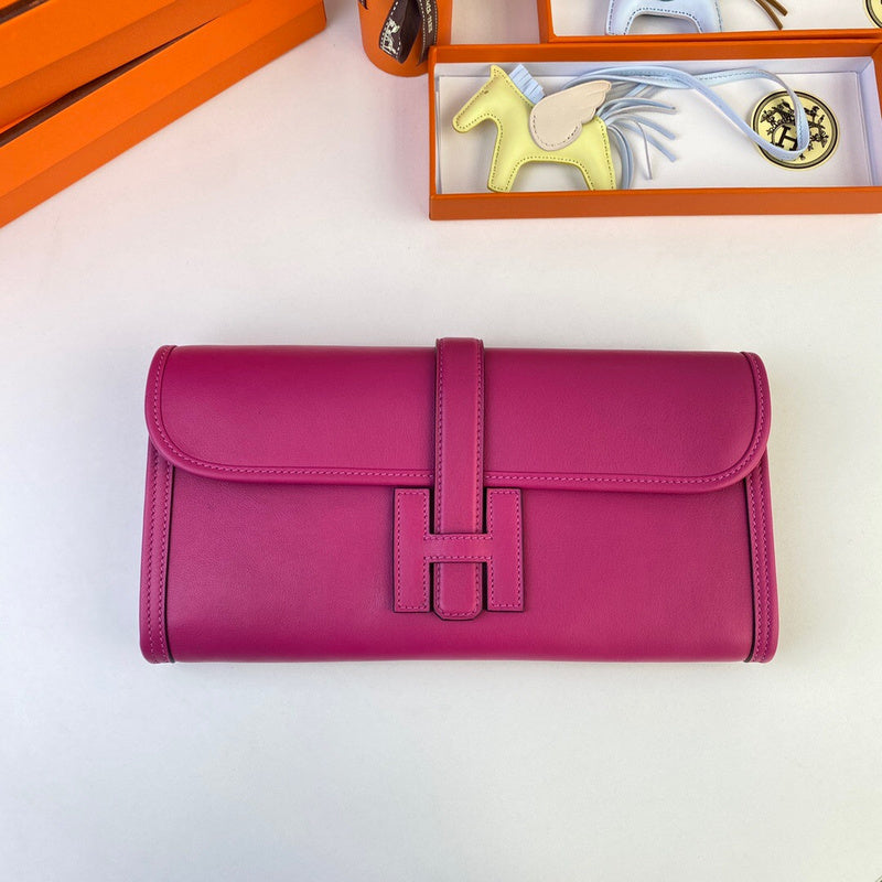 Sleek bag women's premium everyday handbag