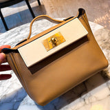  statement tote bag styled with outfit 24