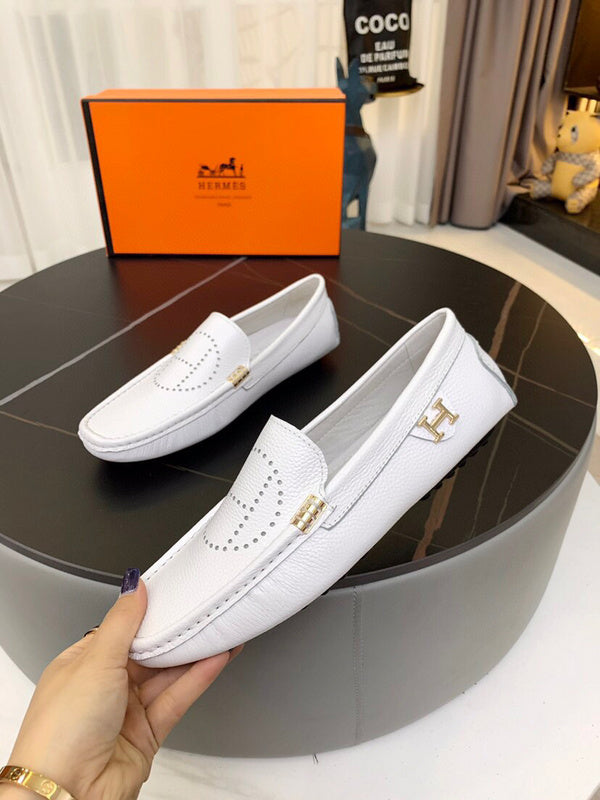 Hermes shoes Style 037 - top view showing design