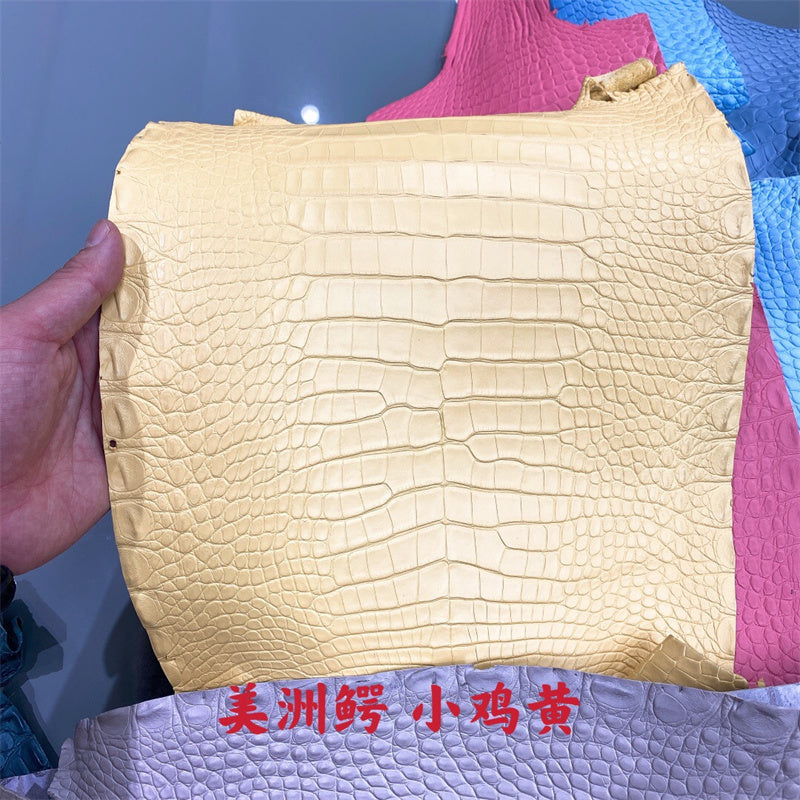  shopper bag interior and compartment view