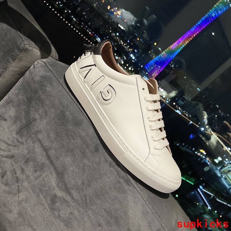 Givenchy shoes Style 072 - angled studio shot