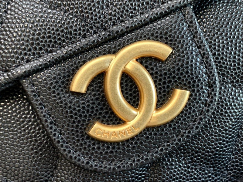  mid purse view 9