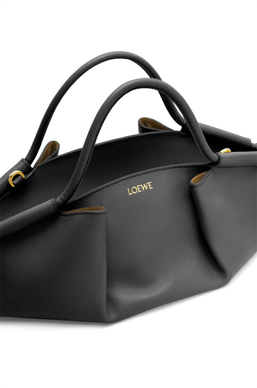 Ziva's Charm handbag – carry view (35cm*11.5cm*21cm)