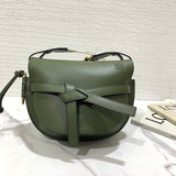 Ziva's Charm handbag – full view (20cm*19cm*11.5cm)
