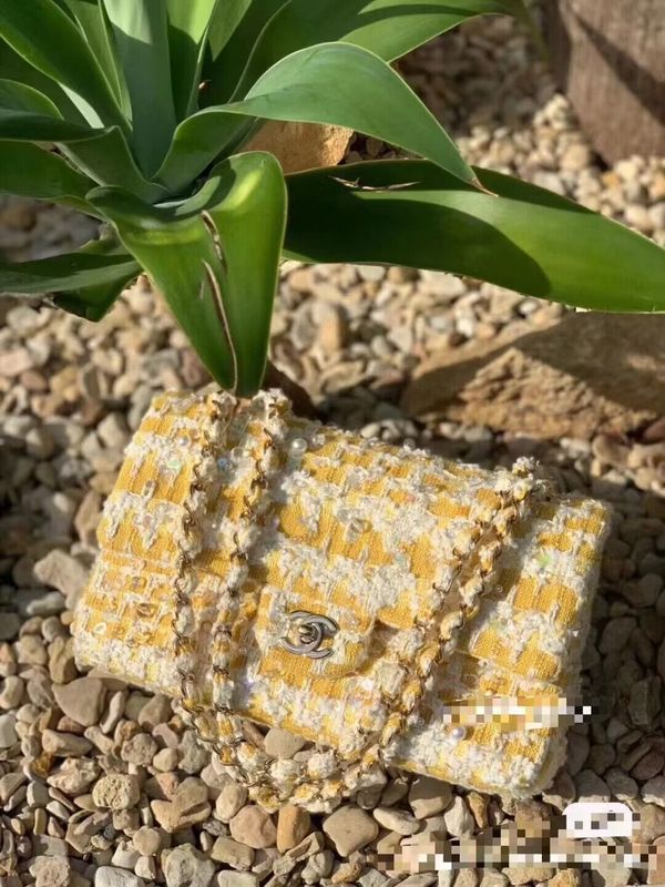  women's handbag, versatile design, view 1