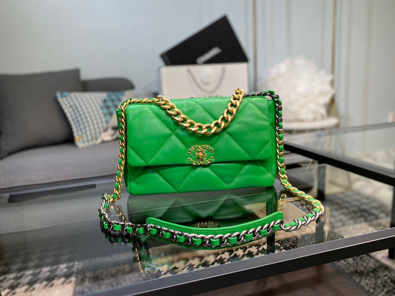  mid purse view 6