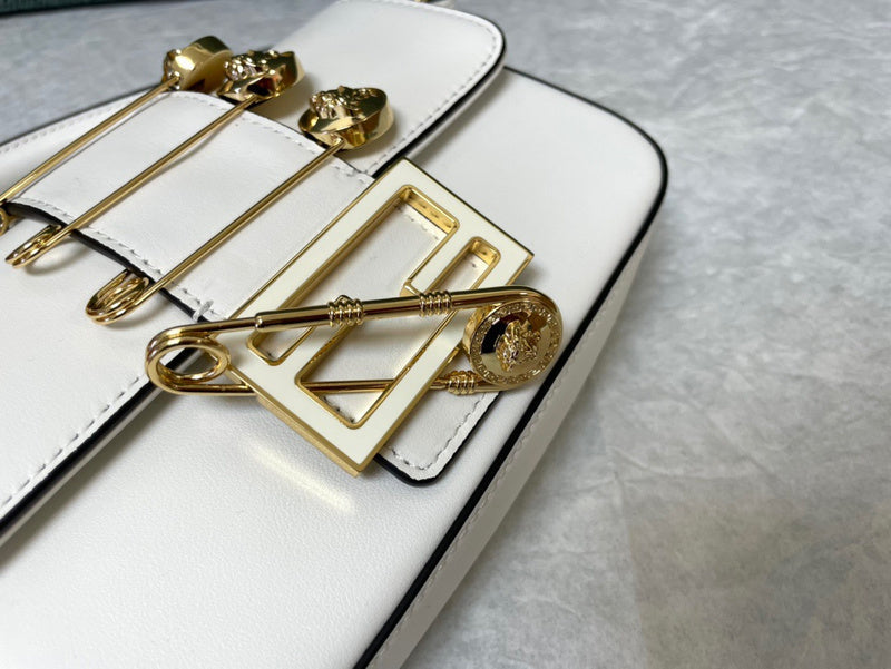 Ziva's Charm handbag – detail view (20cm*13cm*5cm)