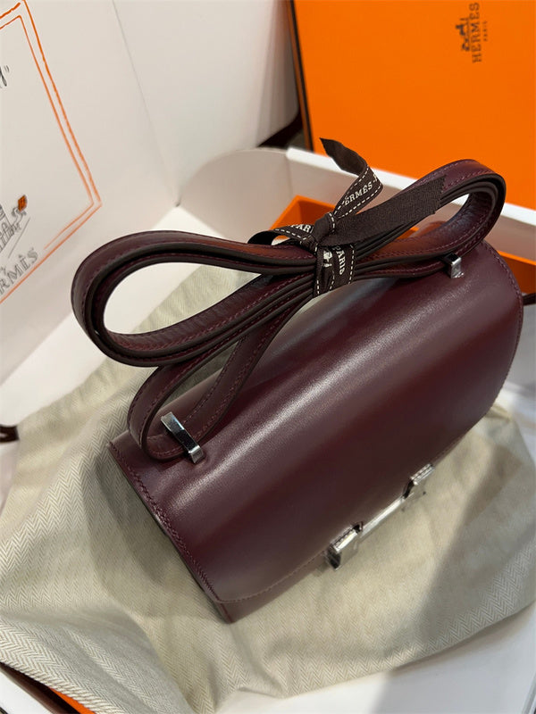 Side view of clean-lined structured handbag