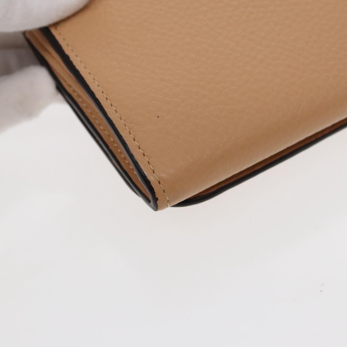 Miravent elegant leather Wallet flat lay view