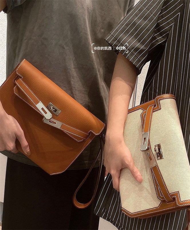  satchel close-up of hardware and finish