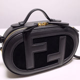 Ziva's Charm handbag – detail view (21cm*7.5cm*12.5cm)