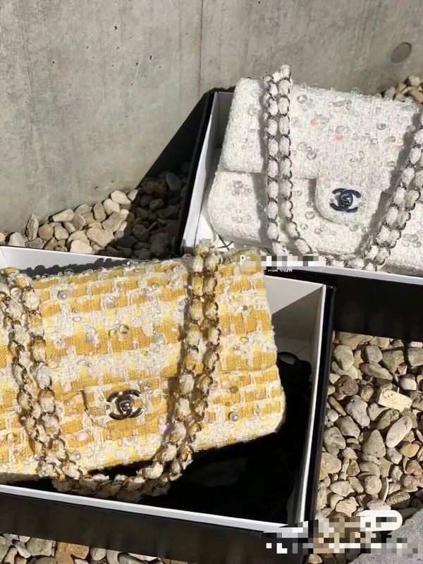  women's handbag, versatile design, view 4