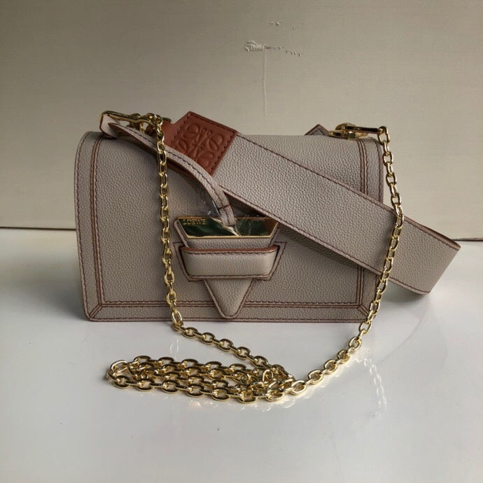 Ziva's Charm handbag – side angle view (24cm*15cm*8cm)