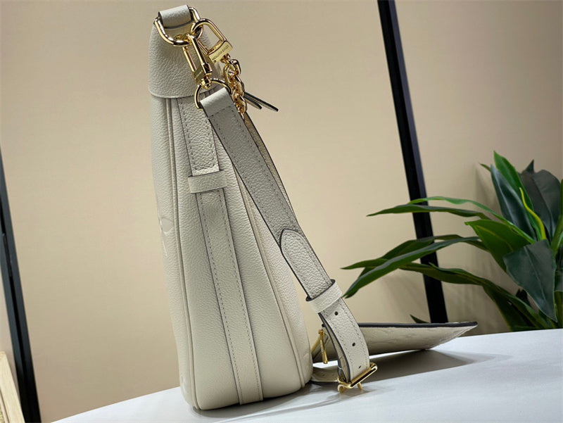  everyday everyday bag styled with outfit