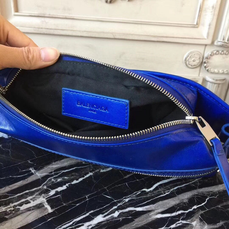 Bold Premium PU Leather Handbag - Smooth Faux-Leather Exterior | Women's Luxury Handbag #201 - texture close-up (image 9) of designer-inspired handbag
