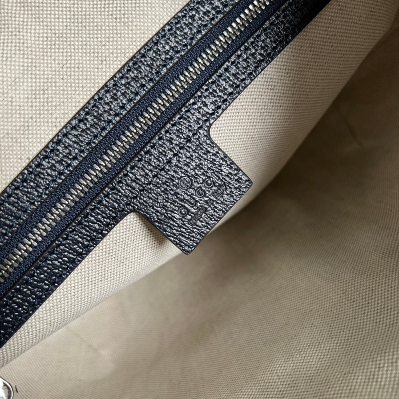 Close-up detail of everyday-luxe premium women's handbag – women's everyday handbag