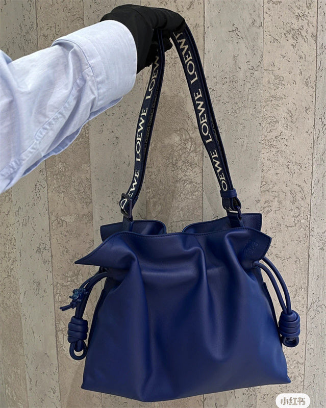 Ziva's Charm handbag – front view (30cm*24.5cm*10.5cm)