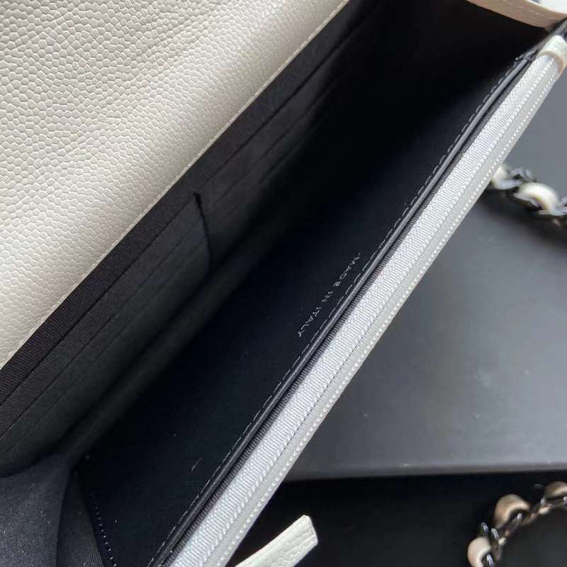 Zivas Charm Classic Sensibility Everyday Handbag (Premium Everyday Carry) – Interior View
