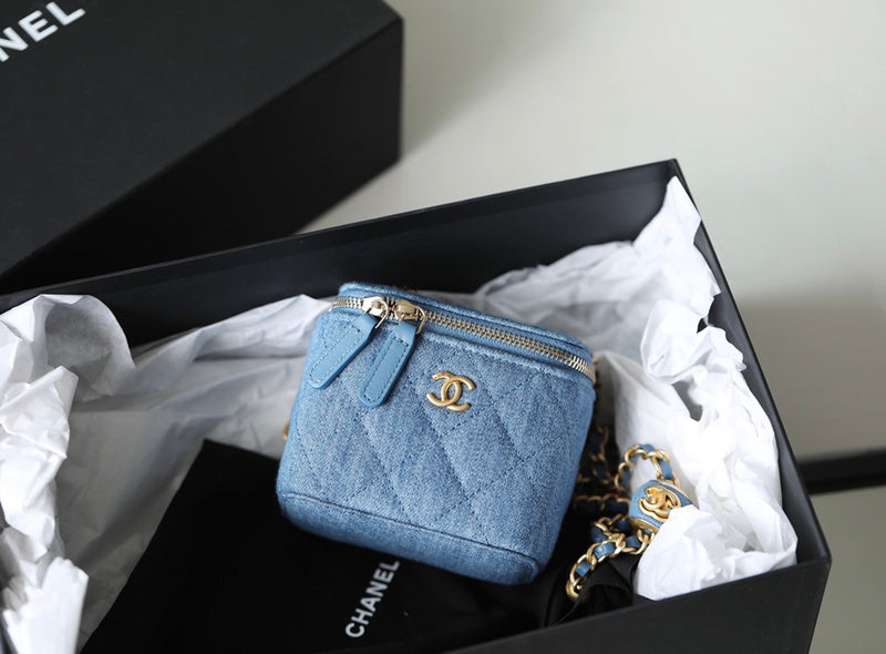  women's handbag, compact design, view 9
