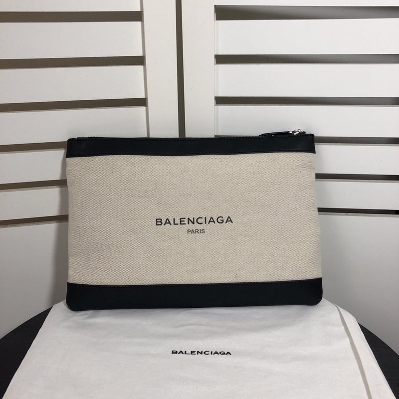 Front view of structured signature women's handbag – women's luxury accessory