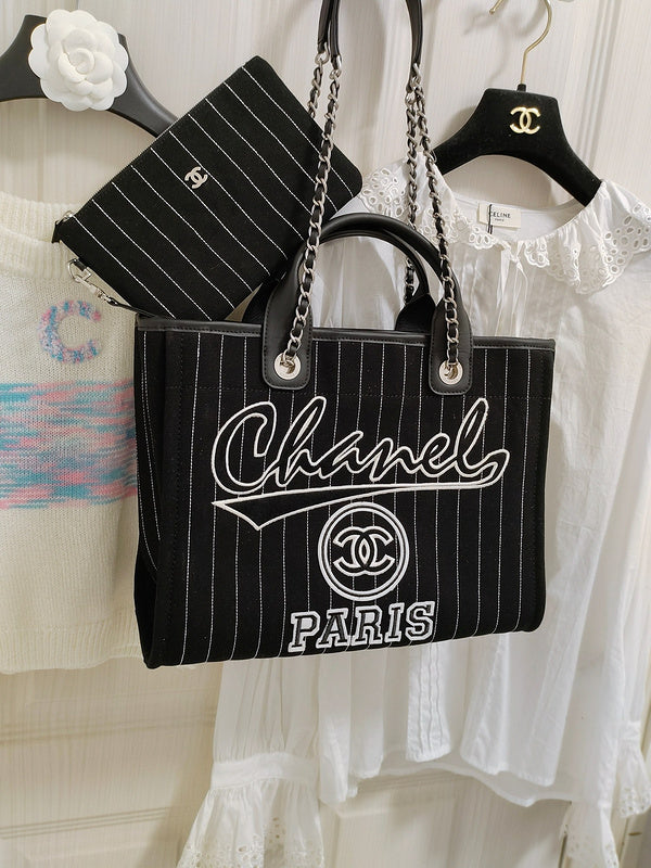  women's handbag, spacious design, view 5