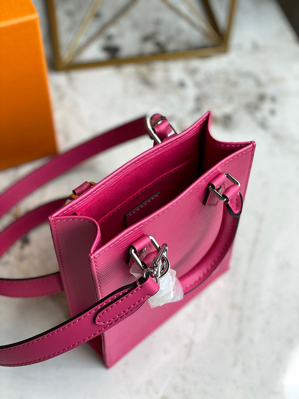 Front view of everyday-luxe classic women's handbag – women's statement bag