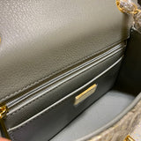  mid purse view 2