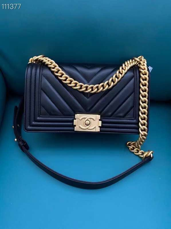  women's handbag, mid design, view 3