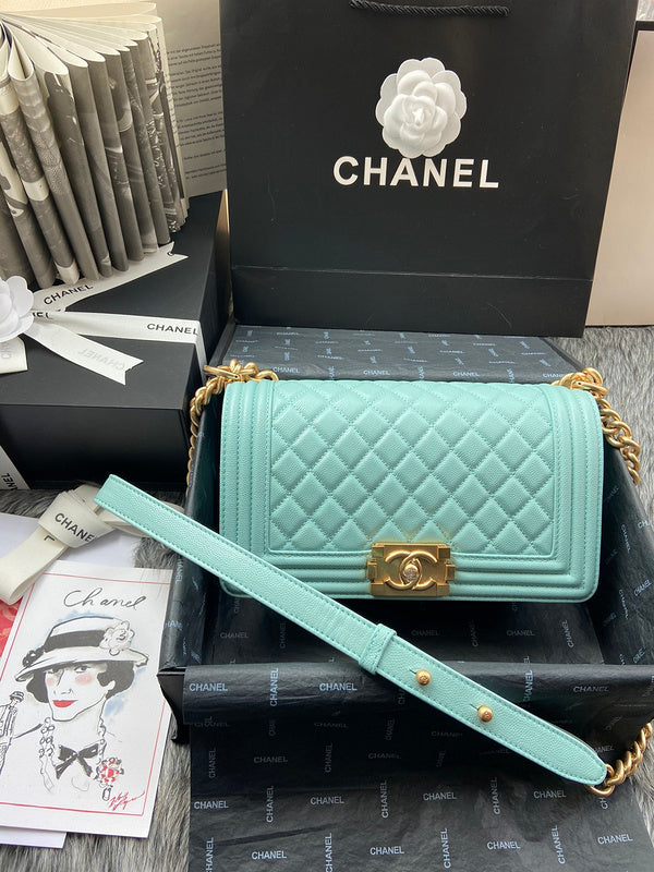  women's handbag, mid design, view 4