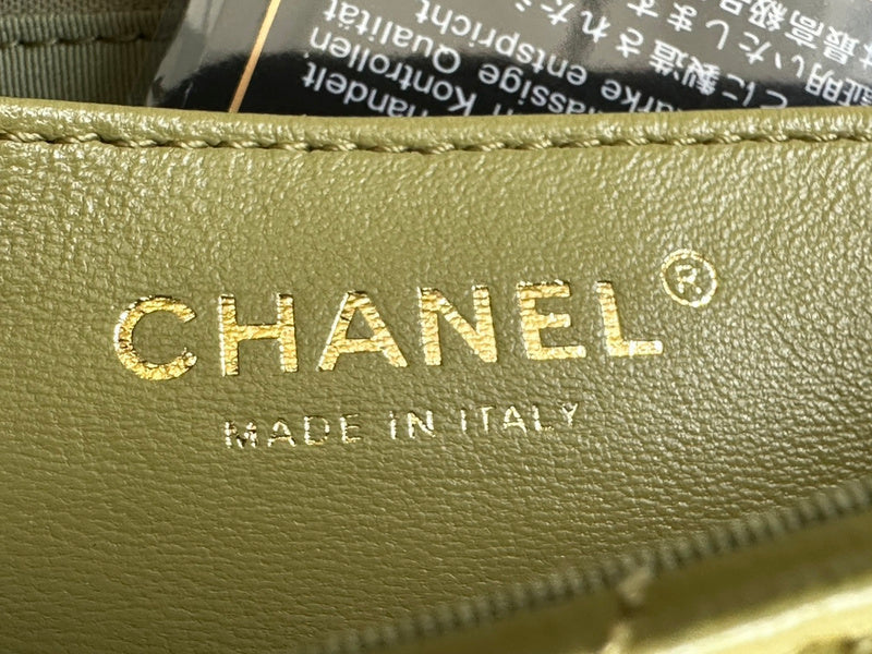 Zivas Charm Understated Luxury Designer Handbag (Premium Everyday Carry) – Close-Up Detail