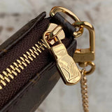 Handle and strap detail of modern premium women's handbag – women's everyday handbag