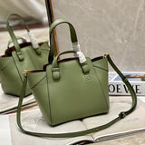Ziva's Charm handbag – detail view (20cm*18cm*20cm)