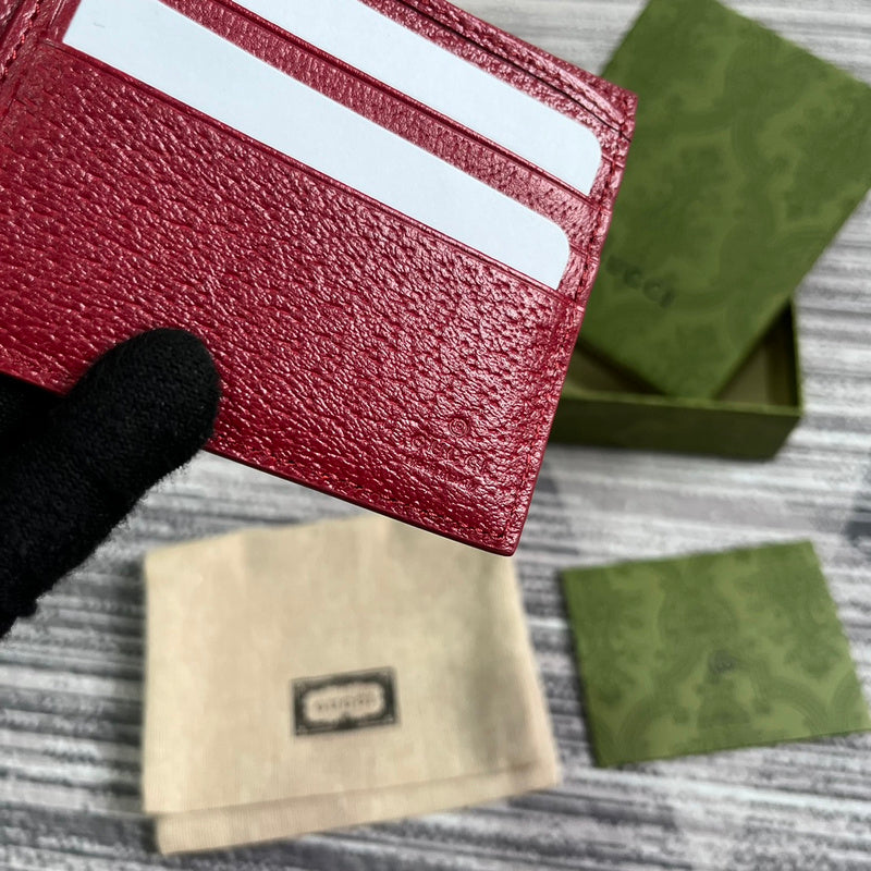 Styled lifestyle shot of polished sleek women's handbag – women's everyday handbag