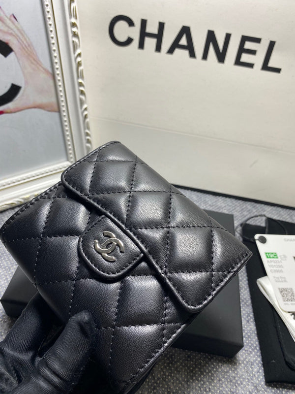  compact purse view 5
