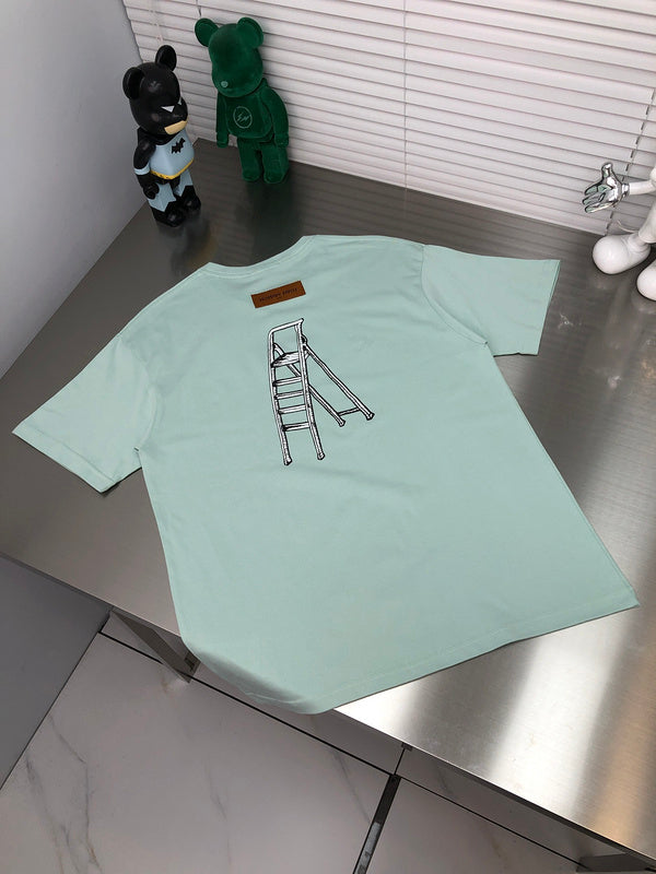 Front view of Louis Vuitton cotton t-shirt with logo-detail design