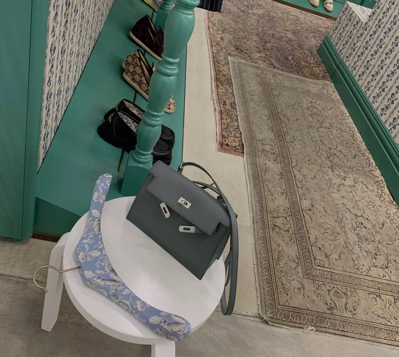 Interior view of structured premium bag