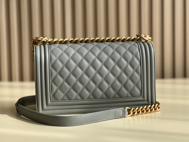  mid purse view 10