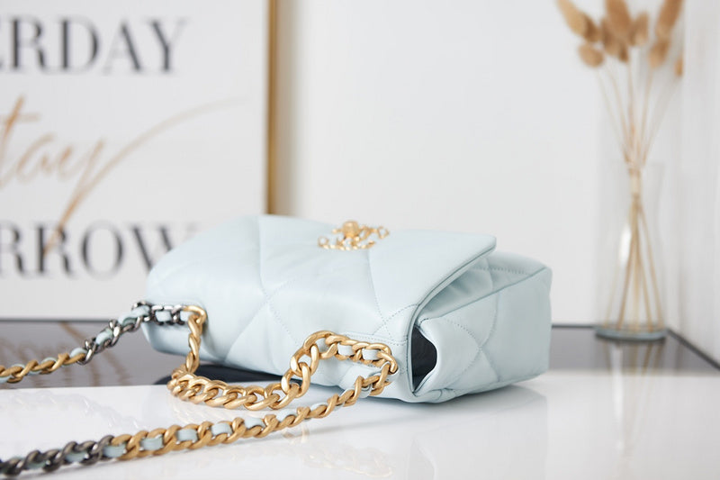 Zivas Charm Everyday Sophistication Designer Handbag (Timeless Wardrobe Addition) – Close-Up Detail