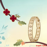 Front view of Van Cleef & Arpels unisex jewelry piece