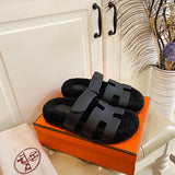 Hermes sandals Style 080 - texture and material detail
