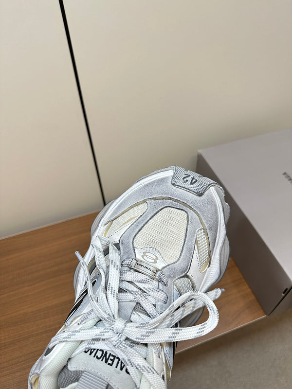 Balenciaga shoes Style 018 - angled studio shot