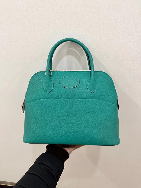 Sleek bag women's premium everyday handbag