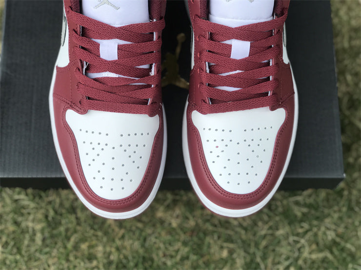 Nike clean off-white luxury sneakers view 12 premium leather build