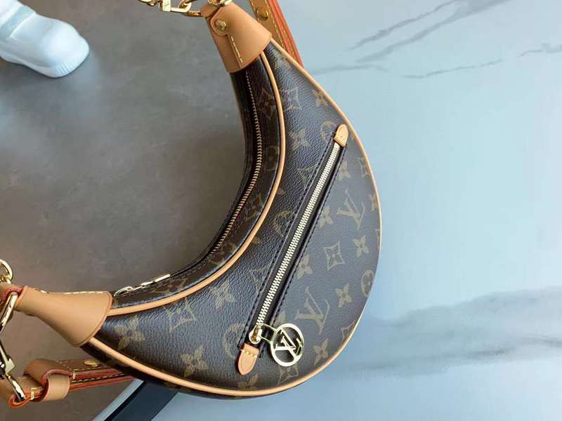 Back view of sleek classic women's handbag – women's designer-style accessory
