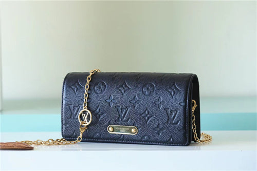  modern crossbody bag detail view showing craftsmanship